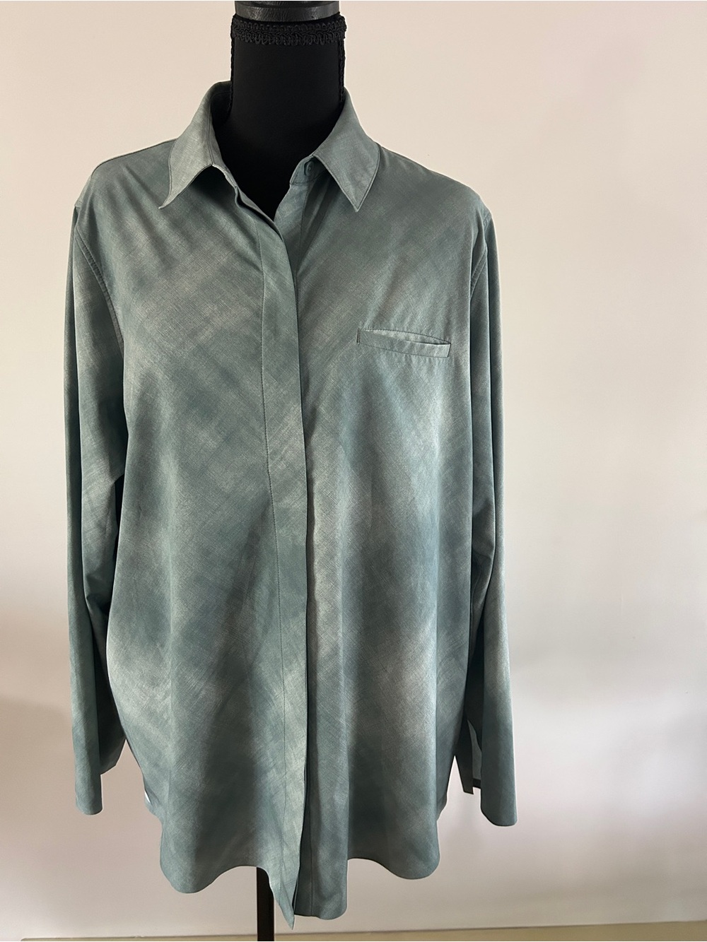 Athleta Light Green Button-Front Shirt
